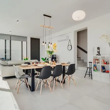 Sunnyvillas 4br New Private Pool In Pernera Protaras