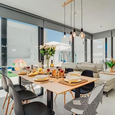 Willa Sunnyvillas 4br New Private Pool In Pernera Protaras