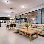 Sunnyvillas 4br New Private Pool In Pernera Villa