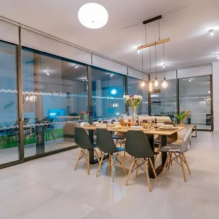 فيلة Sunnyvillas 4br New Private Pool In Pernera *