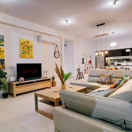 Sunnyvillas 4br New Private Pool In Pernera פרוטאראס
