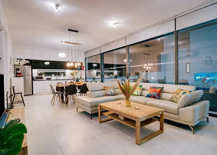 Sunnyvillas 4br New Private Pool In Pernera Vila