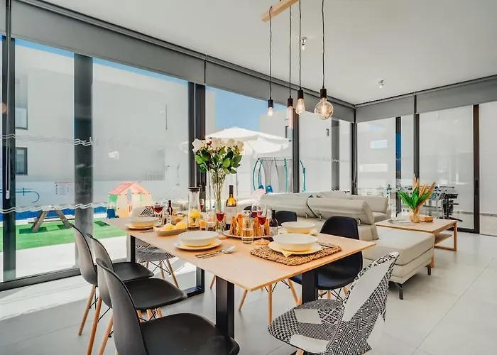 Vila Sunnyvillas 4br New Private Pool In Pernera Protaras