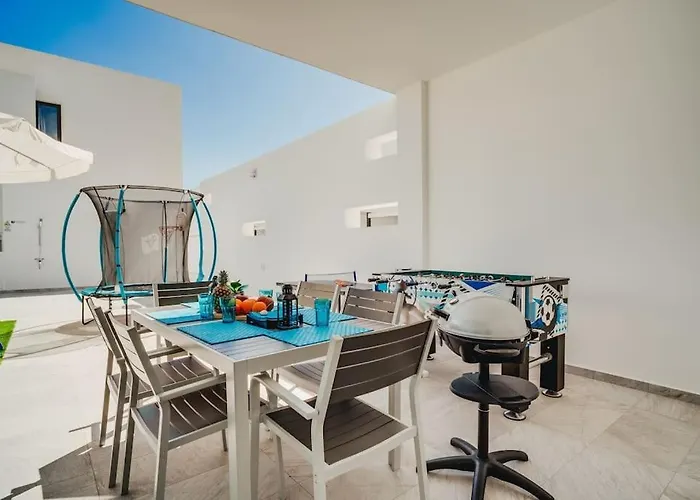 Sunnyvillas 4br New Private Pool In Pernera Vila *