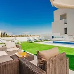 Villa Sunnyvillas 4br New Private Pool In Pernera